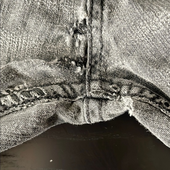 Levis 511 Slim Fit Jeans Size 34x30 In Faded Black - Picture 11 of 11